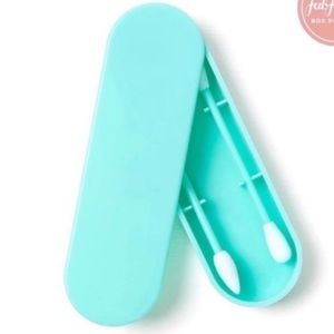 Aria beauty reusable makeup swabs